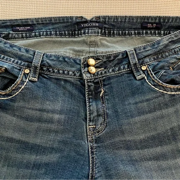 Vigoss Blue The New York Bootcut Jeans with V-Stitch Embellishments - Picture 7 of 8